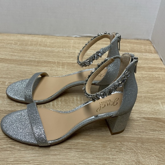 Jewel Badgley Mischka Heels - Picture 8 of 12